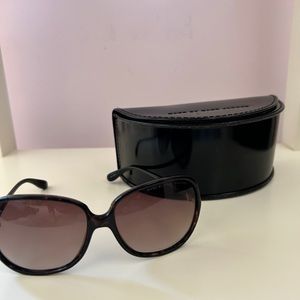 Marc by Marc Jacobs oversized sunglasses